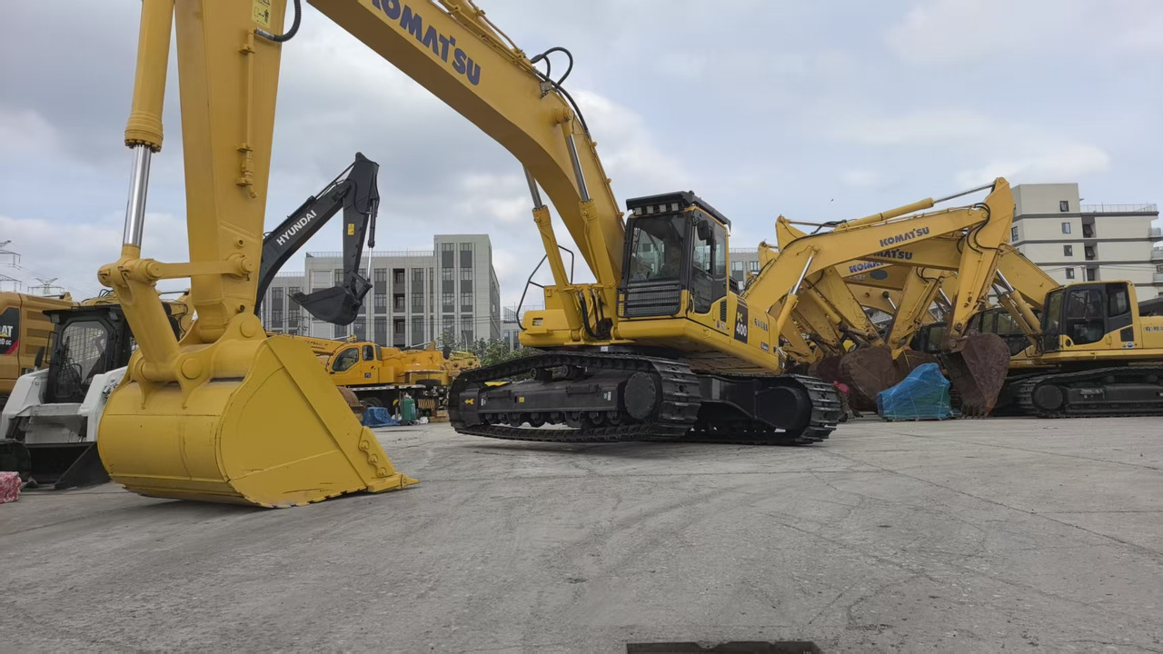 KOMATSU PC400-8 - 크롤러 굴삭기 : 사진 2 KOMATSU PC400-8 - 크롤러 굴삭기 : 사진 2