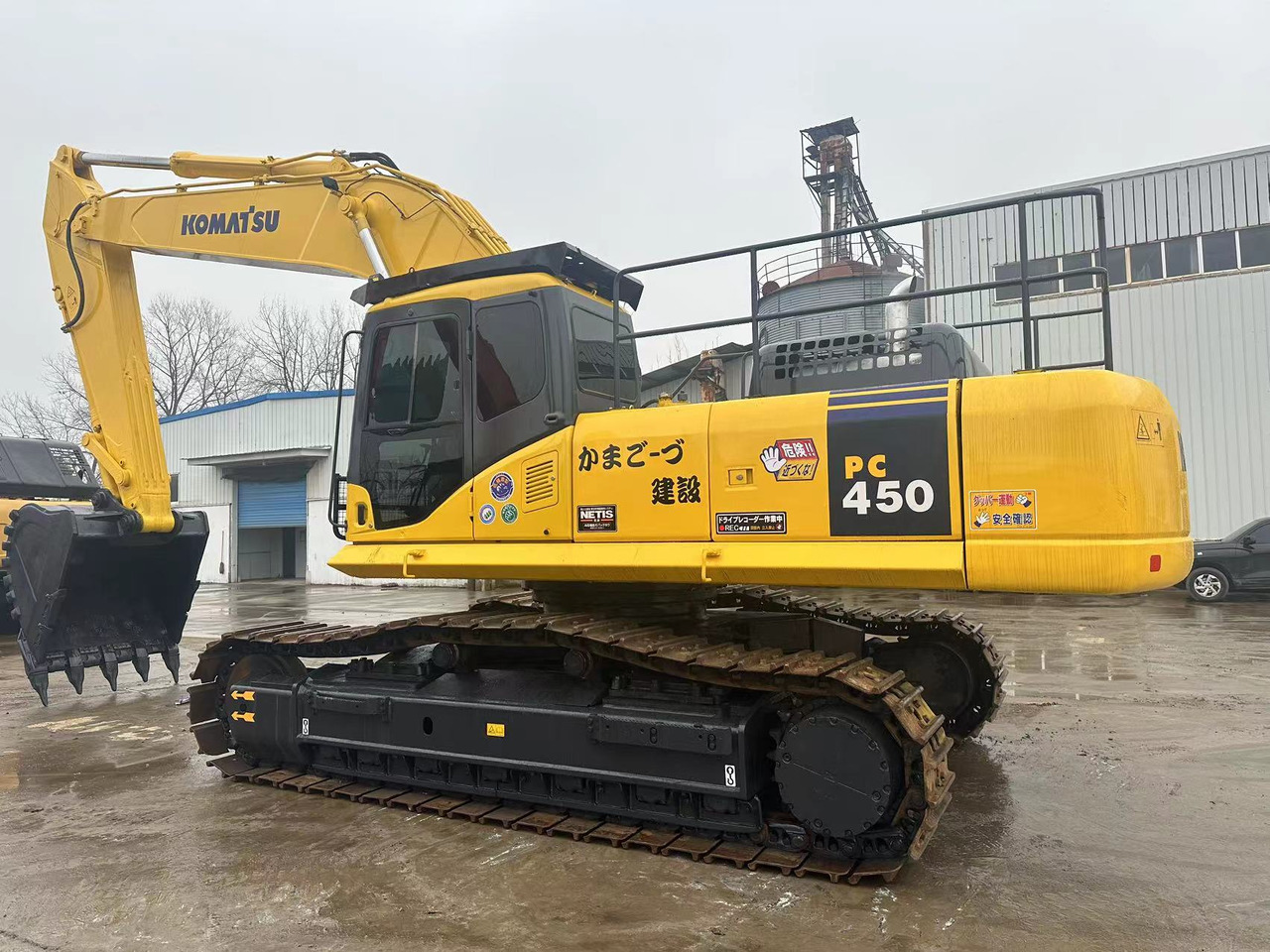 KOMATSU PC450-7 - 크롤러 굴삭기 : 사진 1 KOMATSU PC450-7 - 크롤러 굴삭기 : 사진 1