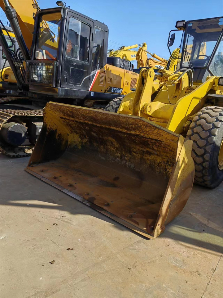KOMATSU WA320-3 - 휠 로더 : 사진 4 KOMATSU WA320-3 - 휠 로더 : 사진 4