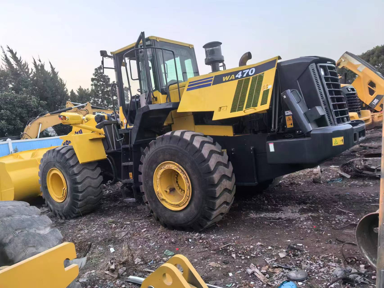 KOMATSU WA470-6 - 휠 로더 : 사진 4 KOMATSU WA470-6 - 휠 로더 : 사진 4