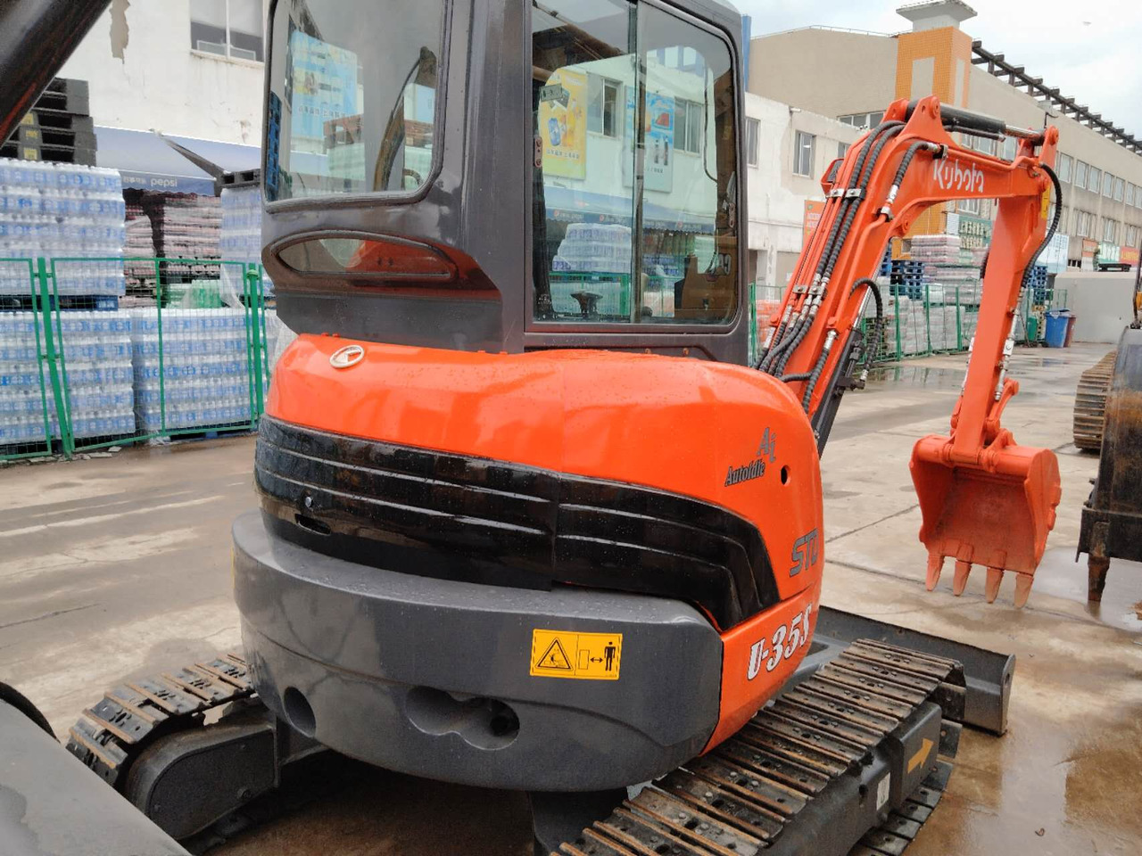 KUBOTA U35 - 미니 굴삭기 : 사진 4 KUBOTA U35 - 미니 굴삭기 : 사진 4