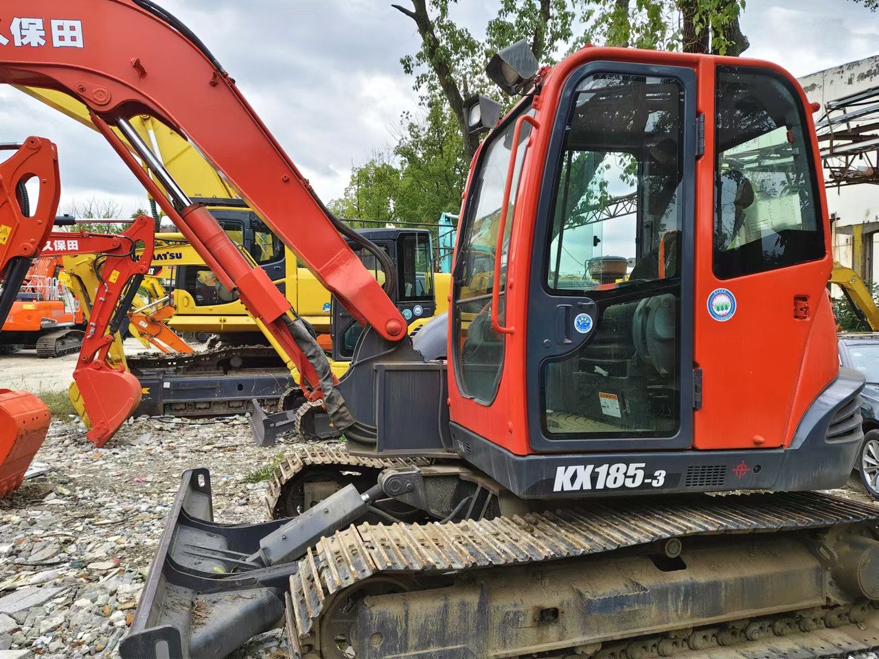 Kubota KX185-3 - 크롤러 굴삭기 : 사진 2 Kubota KX185-3 - 크롤러 굴삭기 : 사진 2