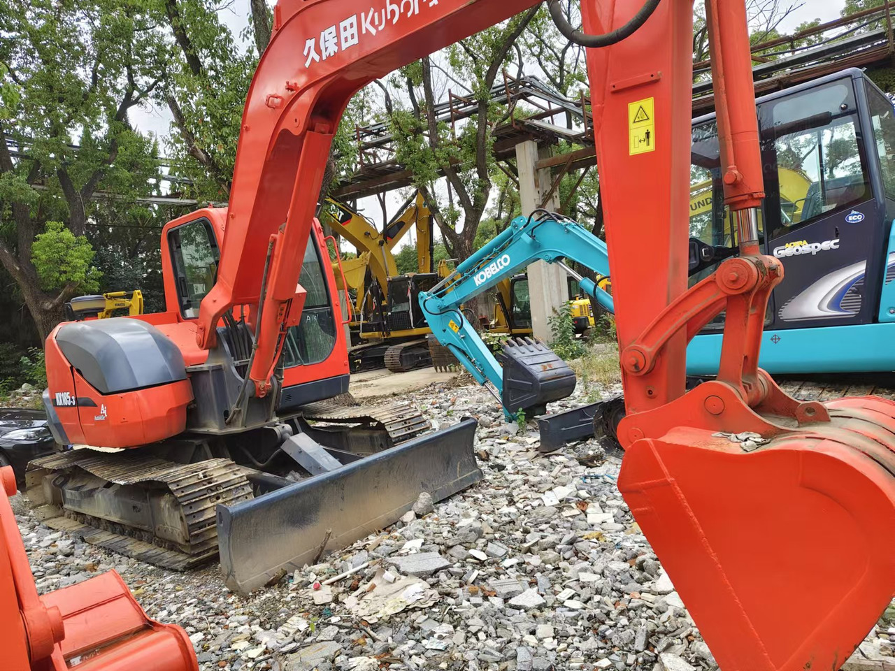 Kubota KX185-3 - 크롤러 굴삭기 : 사진 4 Kubota KX185-3 - 크롤러 굴삭기 : 사진 4
