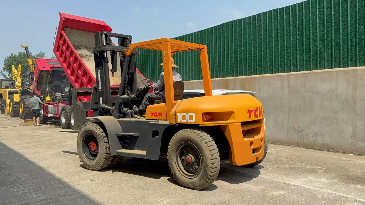TCM FD100 - 디젤 지게차 : 사진 3 TCM FD100 - 디젤 지게차 : 사진 3