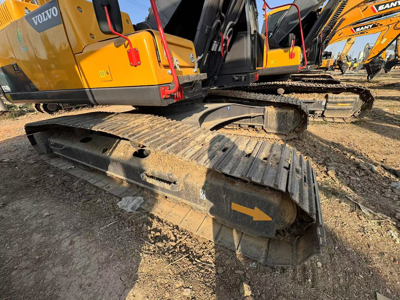 VOLVO EC250D - 크롤러 굴삭기 : 사진 3 VOLVO EC250D - 크롤러 굴삭기 : 사진 3