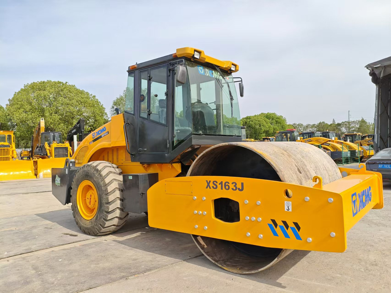 XCMG XS163J - 로드 롤러 : 사진 2 XCMG XS163J - 로드 롤러 : 사진 2