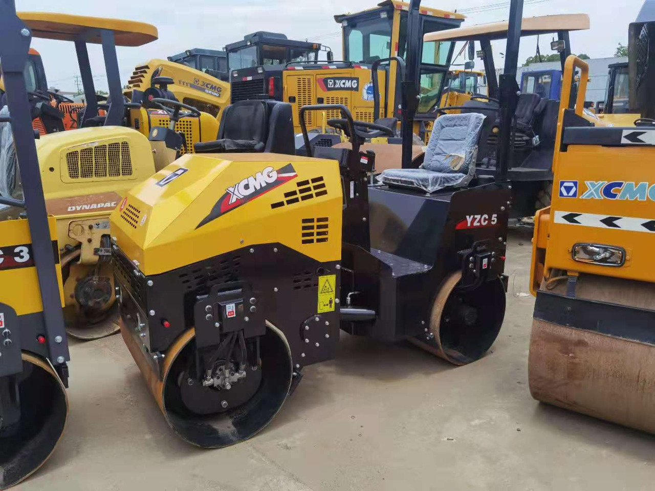 XCMG YZC5 - 로드 롤러 : 사진 1 XCMG YZC5 - 로드 롤러 : 사진 1