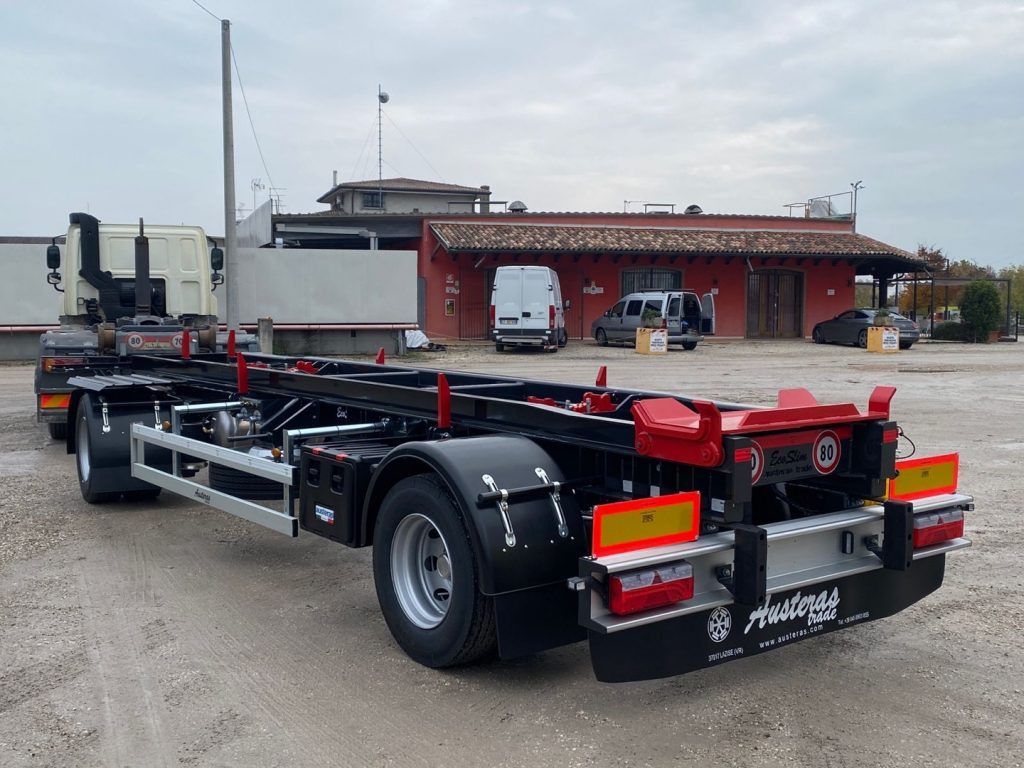 AUSTERAS RIMORCHIO NUOVO AUSTERAS SCARRABILE PNEUMATICO - 롤오프/ 스킵 트레일러 : 사진 4 AUSTERAS RIMORCHIO NUOVO AUSTERAS SCARRABILE PNEUMATICO - 롤오프/ 스킵 트레일러 : 사진 4