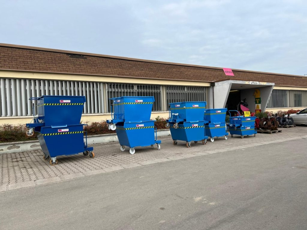 CONTAINER A BENNA RIBALTABILE - 건설장비 : 사진 2 CONTAINER A BENNA RIBALTABILE - 건설장비 : 사진 2