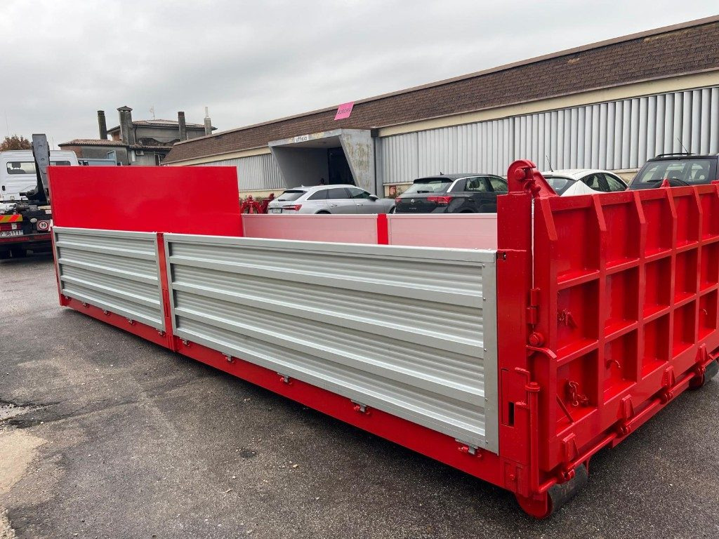 CONTAINER SCARRABILE NUOVO A PIANALE CON SPONDE - 롤오프 컨테이너 : 사진 2 CONTAINER SCARRABILE NUOVO A PIANALE CON SPONDE - 롤오프 컨테이너 : 사진 2