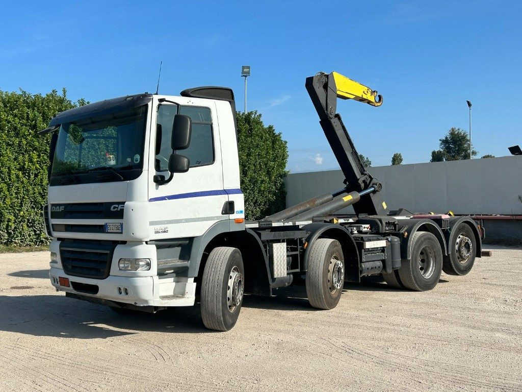 DAF CF85 SCARRABILE - 후크 리프트 트럭 : 사진 1 DAF CF85 SCARRABILE - 후크 리프트 트럭 : 사진 1