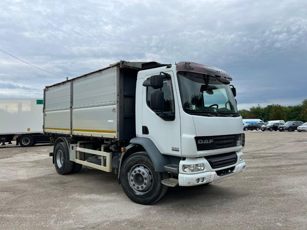 DAF LF55.300 RIBALTABILE TRILATERALE - 덤프트럭 : 사진 3 DAF LF55.300 RIBALTABILE TRILATERALE - 덤프트럭 : 사진 3