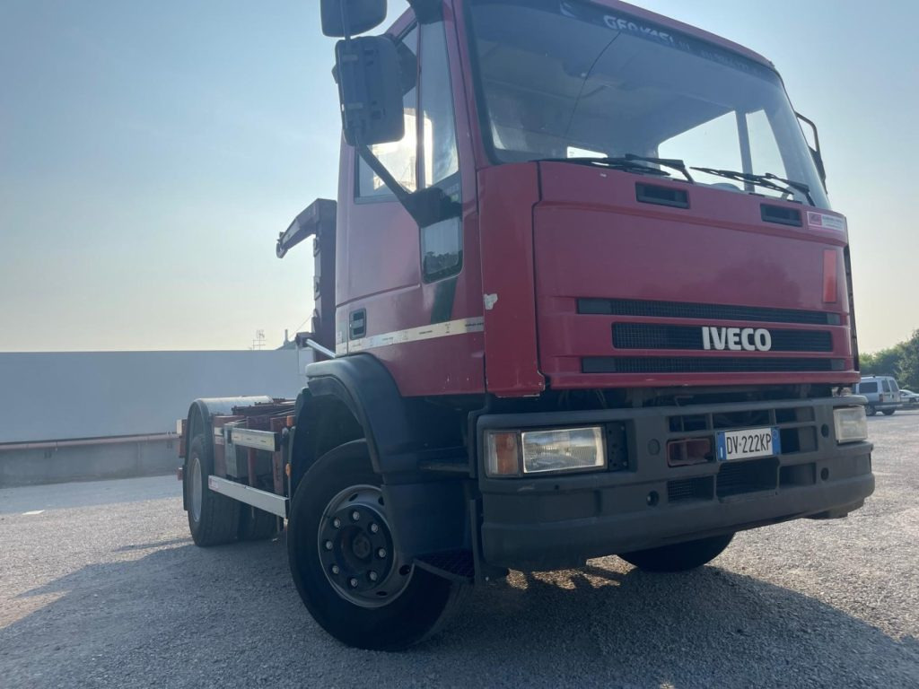 FIAT IVECO EUROCARGO 150E23 - 후크 리프트 트럭 : 사진 2 FIAT IVECO EUROCARGO 150E23 - 후크 리프트 트럭 : 사진 2