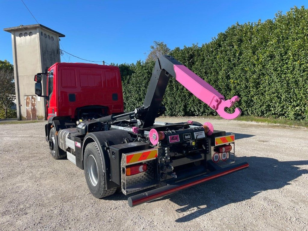 IVECO EUROCARGO 160E SCARRABILE - 후크 리프트 트럭 : 사진 4 IVECO EUROCARGO 160E SCARRABILE - 후크 리프트 트럭 : 사진 4
