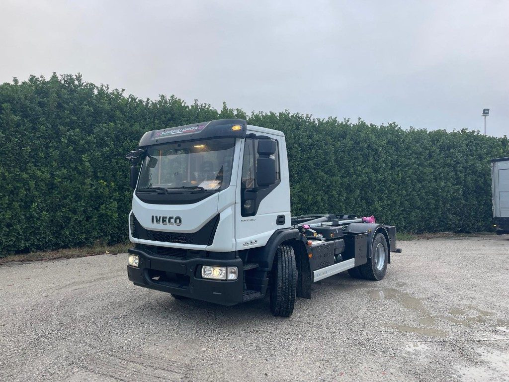 IVECO EUROCARGO 180K32 SCARRABILE NUOVO - 후크 리프트 트럭 : 사진 1 IVECO EUROCARGO 180K32 SCARRABILE NUOVO - 후크 리프트 트럭 : 사진 1
