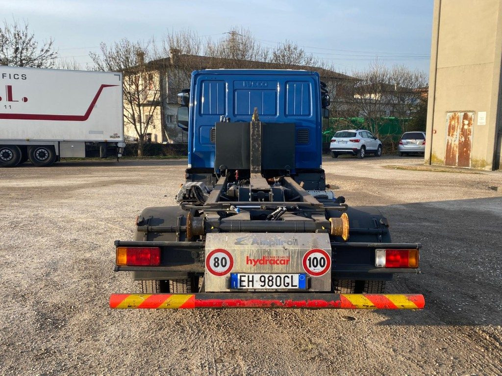 IVECO EUROCARGO 75E18 SCARRABILE - 후크 리프트 트럭 : 사진 5 IVECO EUROCARGO 75E18 SCARRABILE - 후크 리프트 트럭 : 사진 5