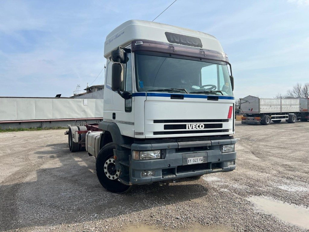 IVECO EUROTECH 190E38 A TELAIO - 캡 새시 트럭 : 사진 3 IVECO EUROTECH 190E38 A TELAIO - 캡 새시 트럭 : 사진 3