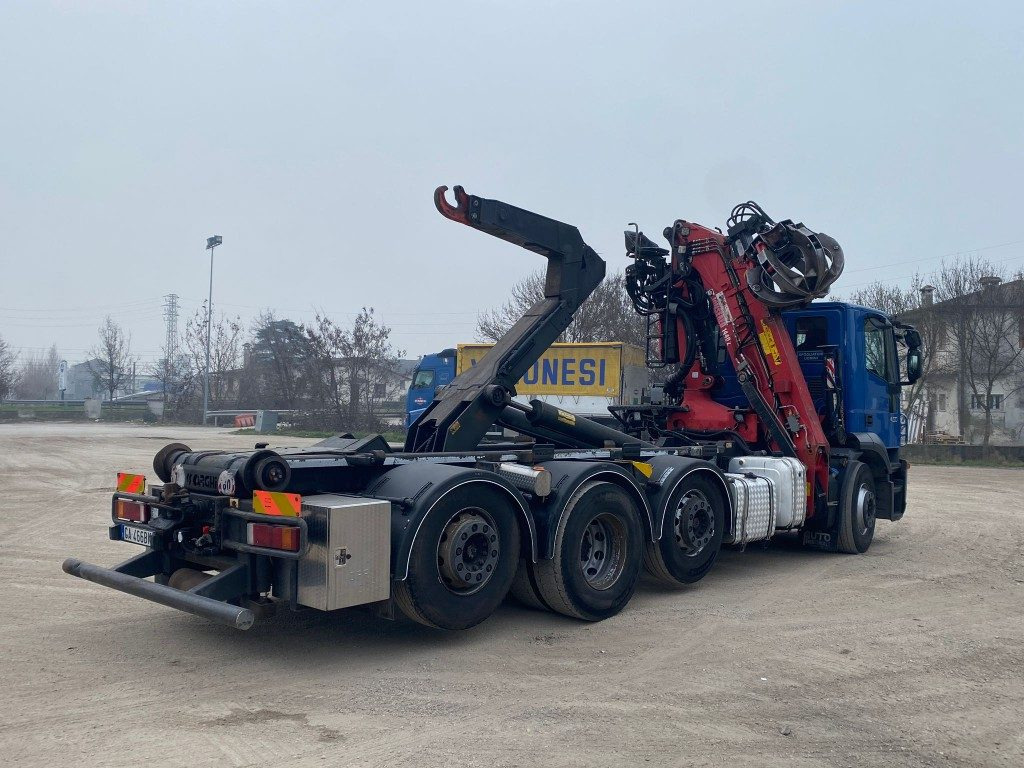 IVECO STRALIS 260.450 SCARRABILE CON GRU - 후크 리프트 트럭 : 사진 5 IVECO STRALIS 260.450 SCARRABILE CON GRU - 후크 리프트 트럭 : 사진 5