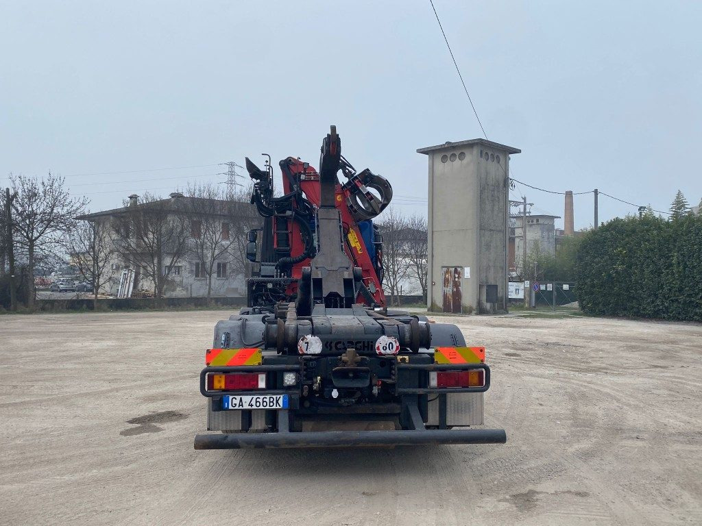 IVECO STRALIS 260.450 SCARRABILE CON GRU - 후크 리프트 트럭 : 사진 4 IVECO STRALIS 260.450 SCARRABILE CON GRU - 후크 리프트 트럭 : 사진 4