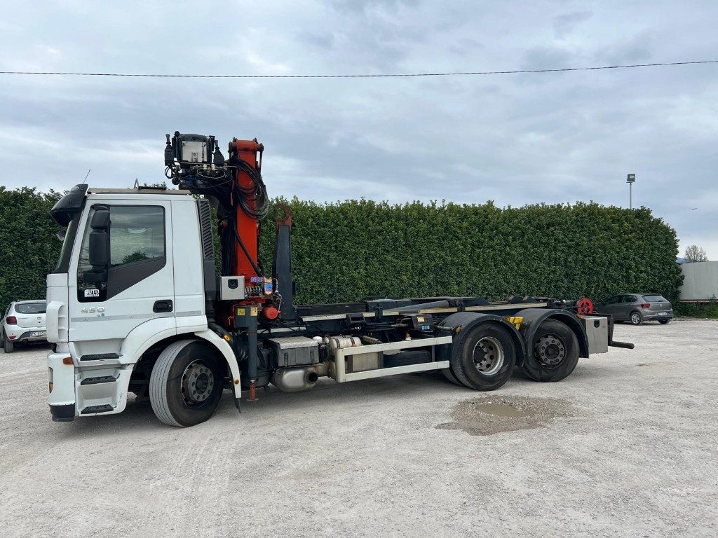 IVECO STRALIS 260E45 SCARRABILE - 후크 리프트 트럭 : 사진 2 IVECO STRALIS 260E45 SCARRABILE - 후크 리프트 트럭 : 사진 2