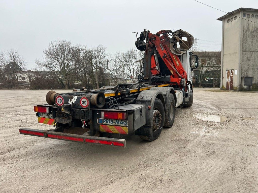 IVECO STRALIS 260S42 SCARRABILE USATO CON GRU - 후크 리프트 트럭 : 사진 5 IVECO STRALIS 260S42 SCARRABILE USATO CON GRU - 후크 리프트 트럭 : 사진 5