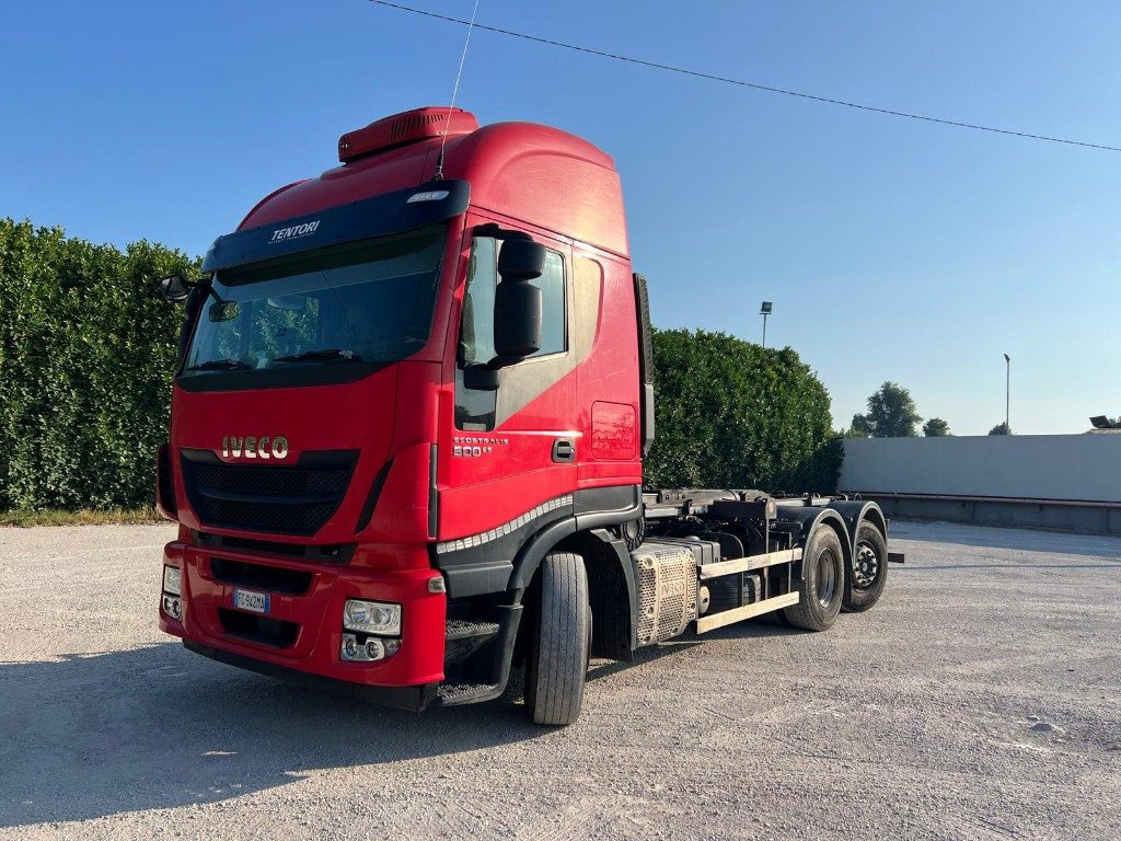 IVECO STRALIS 500 SCARRABILE - 후크 리프트 트럭 : 사진 1 IVECO STRALIS 500 SCARRABILE - 후크 리프트 트럭 : 사진 1
