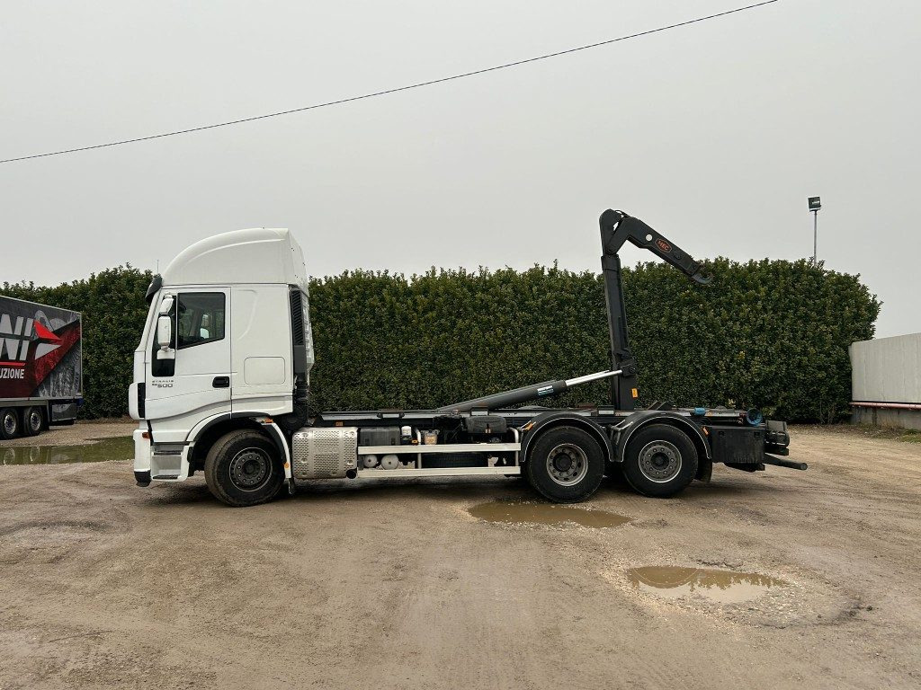IVECO STRALIS 500 SCARRABILE - 후크 리프트 트럭 : 사진 3 IVECO STRALIS 500 SCARRABILE - 후크 리프트 트럭 : 사진 3
