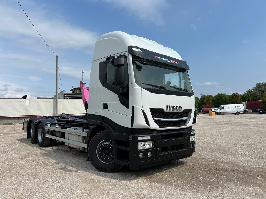 IVECO STRALIS 510 SCARRABILE - 후크 리프트 트럭 : 사진 1 IVECO STRALIS 510 SCARRABILE - 후크 리프트 트럭 : 사진 1
