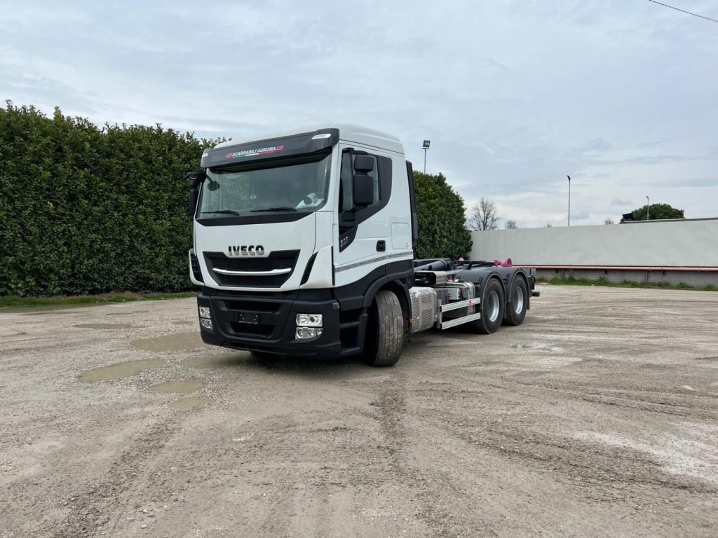 IVECO STRALIS X-WAY 510 TRAKKER SCARRABILE - 후크 리프트 트럭 : 사진 1 IVECO STRALIS X-WAY 510 TRAKKER SCARRABILE - 후크 리프트 트럭 : 사진 1