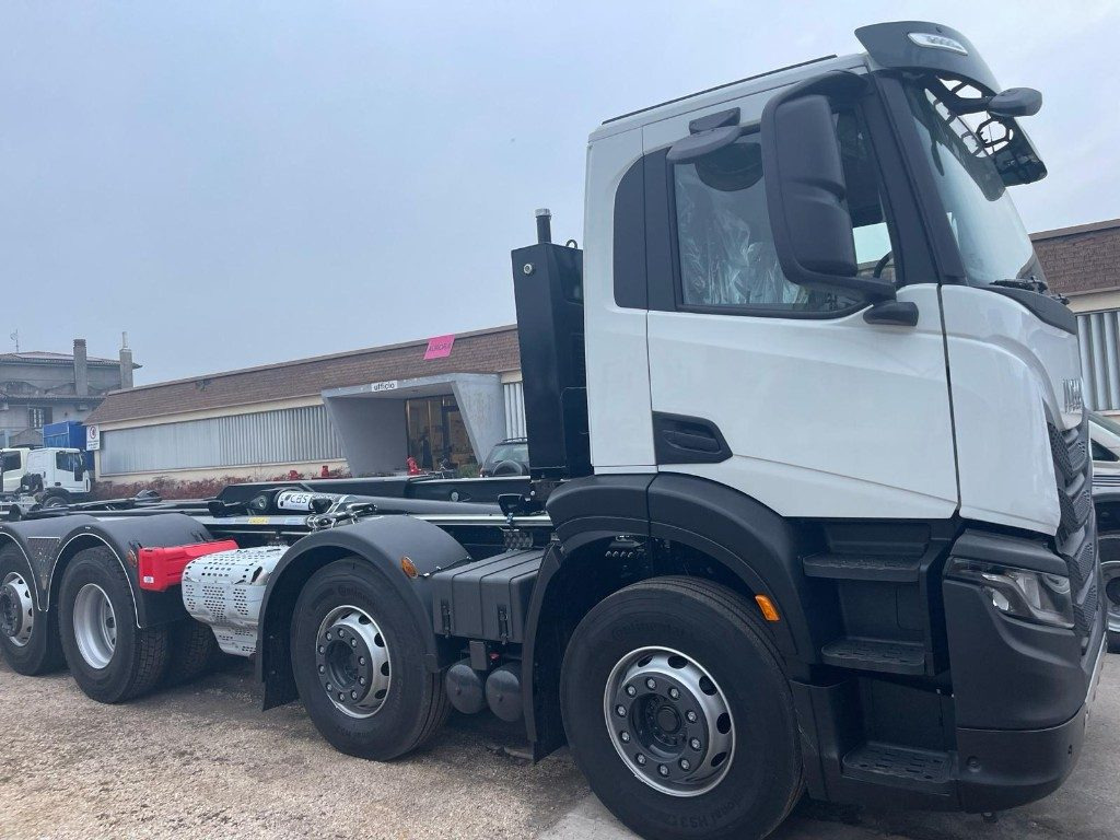 IVECO X-WAY AD350X480YPS SCARRABILE NUOVO - 후크 리프트 트럭 : 사진 3 IVECO X-WAY AD350X480YPS SCARRABILE NUOVO - 후크 리프트 트럭 : 사진 3