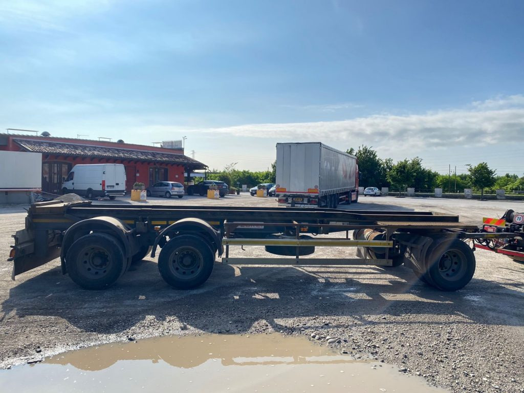 ZORZI 26 R 070 19 A SCARRABILE BALESTRATO - 롤오프/ 스킵 트레일러 : 사진 4 ZORZI 26 R 070 19 A SCARRABILE BALESTRATO - 롤오프/ 스킵 트레일러 : 사진 4