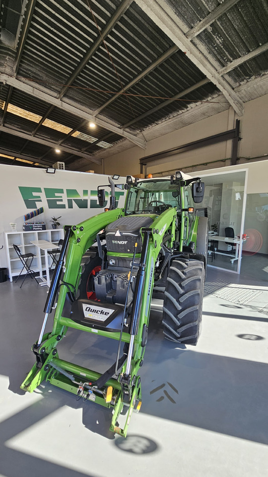 FENDT 211S VARIO - 장궤형 트랙터 : 사진 4 FENDT 211S VARIO - 장궤형 트랙터 : 사진 4