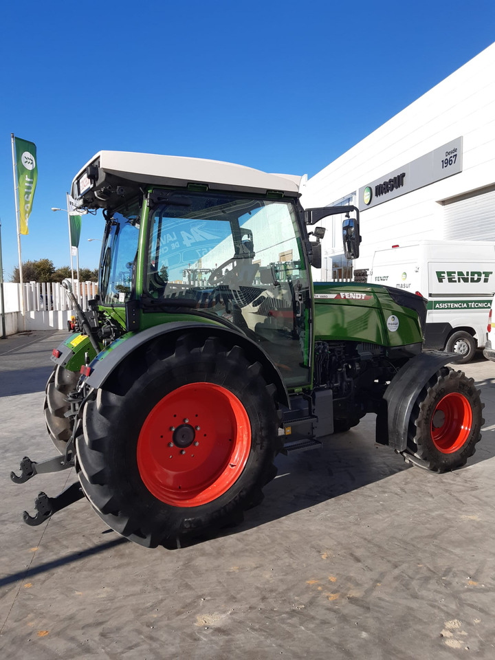 Fendt 211P - 장궤형 트랙터 : 사진 4 Fendt 211P - 장궤형 트랙터 : 사진 4