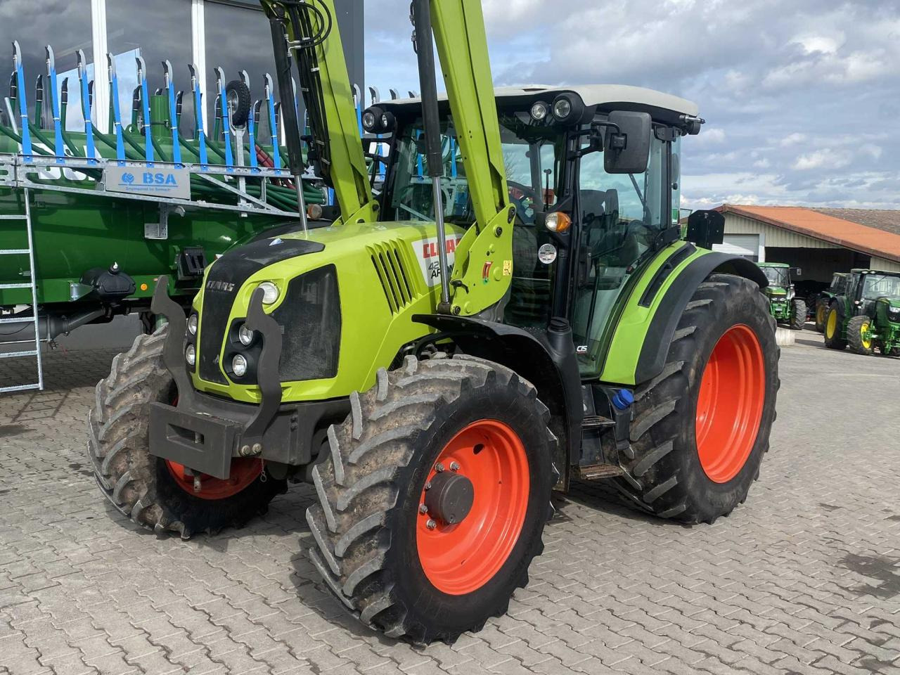 CLAAS Arion 420 CIS 2913 - 장궤형 트랙터 : 사진 3 CLAAS Arion 420 CIS 2913 - 장궤형 트랙터 : 사진 3