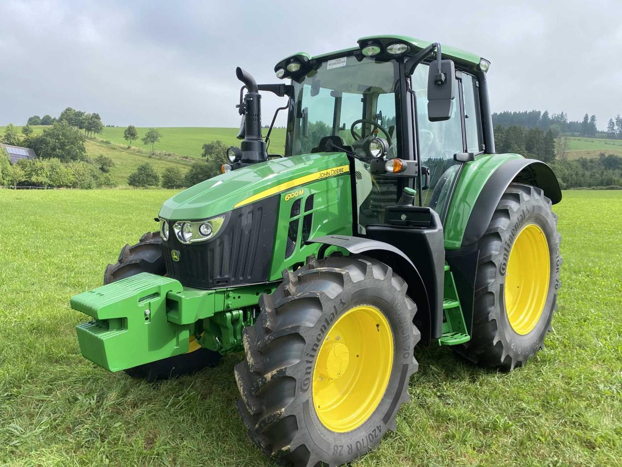 John Deere 6100 M AutoQuadEco - 장궤형 트랙터 : 사진 3 John Deere 6100 M AutoQuadEco - 장궤형 트랙터 : 사진 3