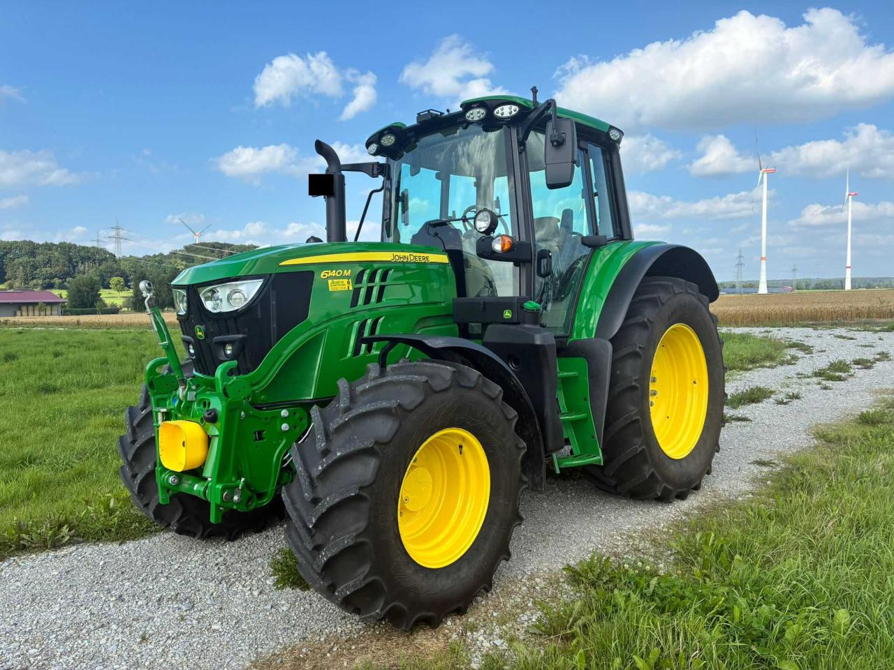 John Deere 6140M - 장궤형 트랙터 : 사진 1 John Deere 6140M - 장궤형 트랙터 : 사진 1