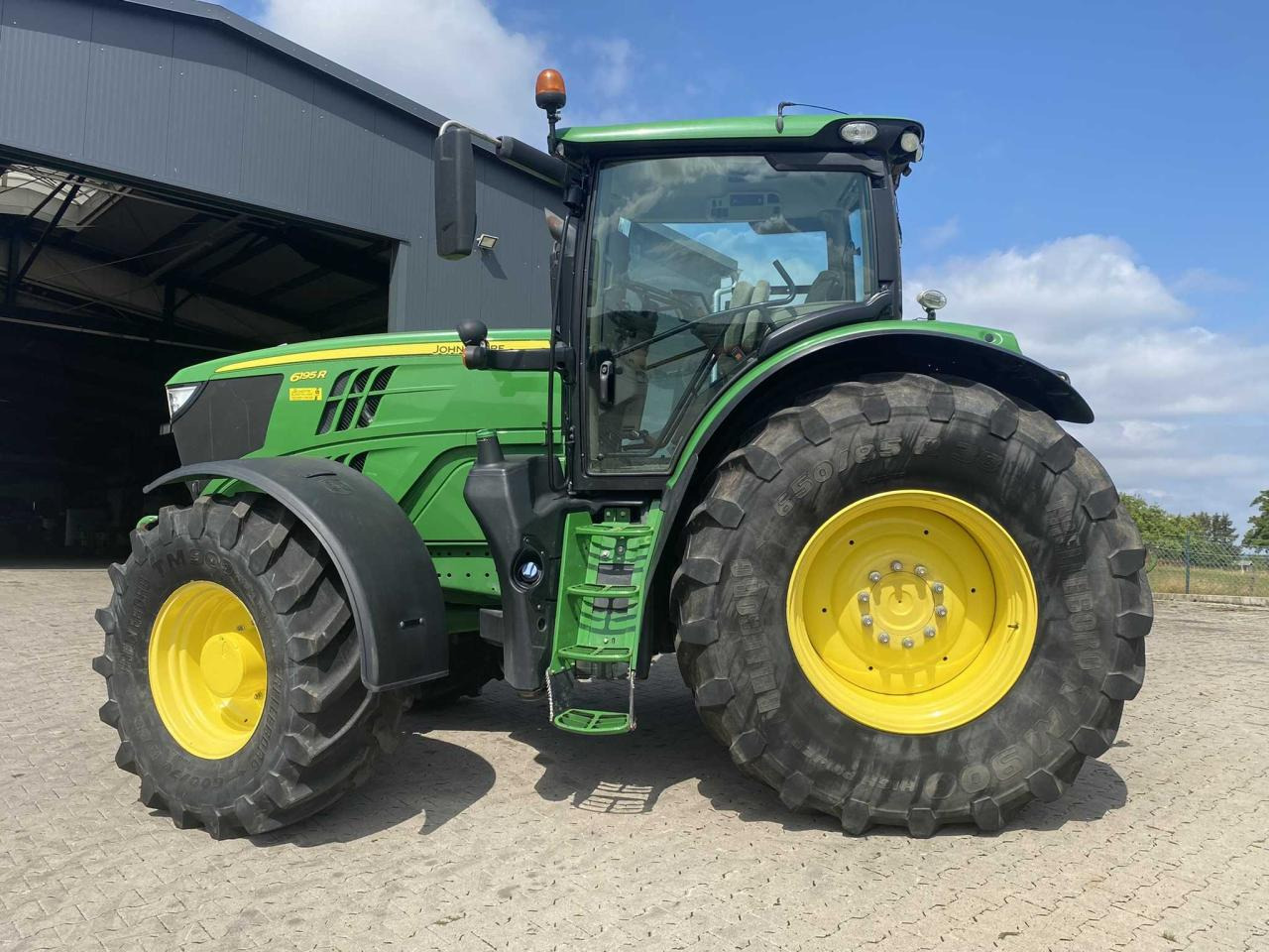 John Deere 6195R - 장궤형 트랙터 : 사진 3 John Deere 6195R - 장궤형 트랙터 : 사진 3