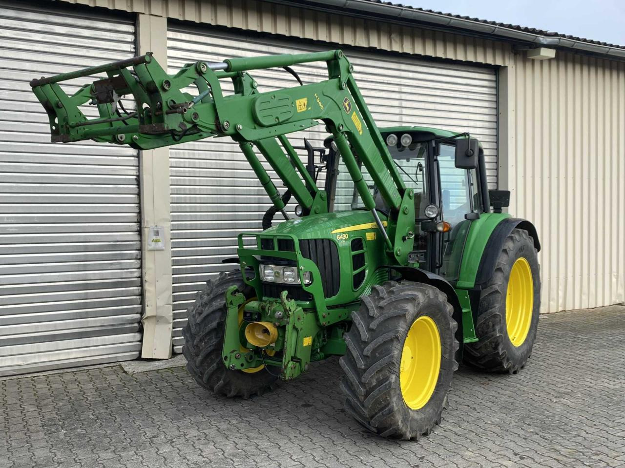 John Deere 6430 Premium - 장궤형 트랙터 : 사진 3 John Deere 6430 Premium - 장궤형 트랙터 : 사진 3