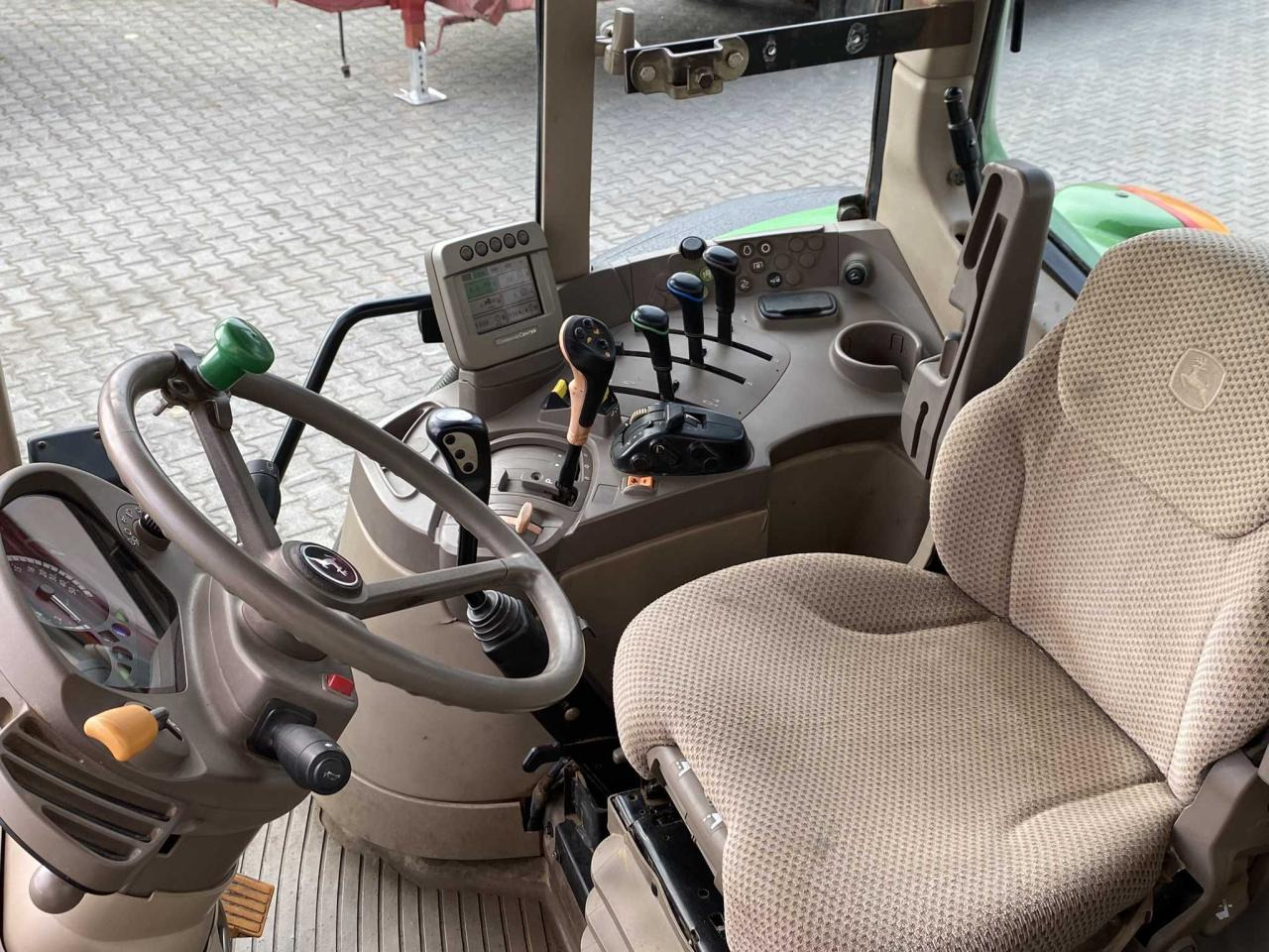 John Deere 6430 Premium - 장궤형 트랙터 : 사진 4 John Deere 6430 Premium - 장궤형 트랙터 : 사진 4