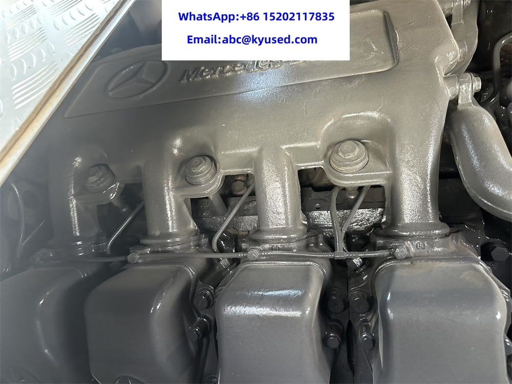 모바일 크레인 ZOOMLION QAY180 : 사진 9