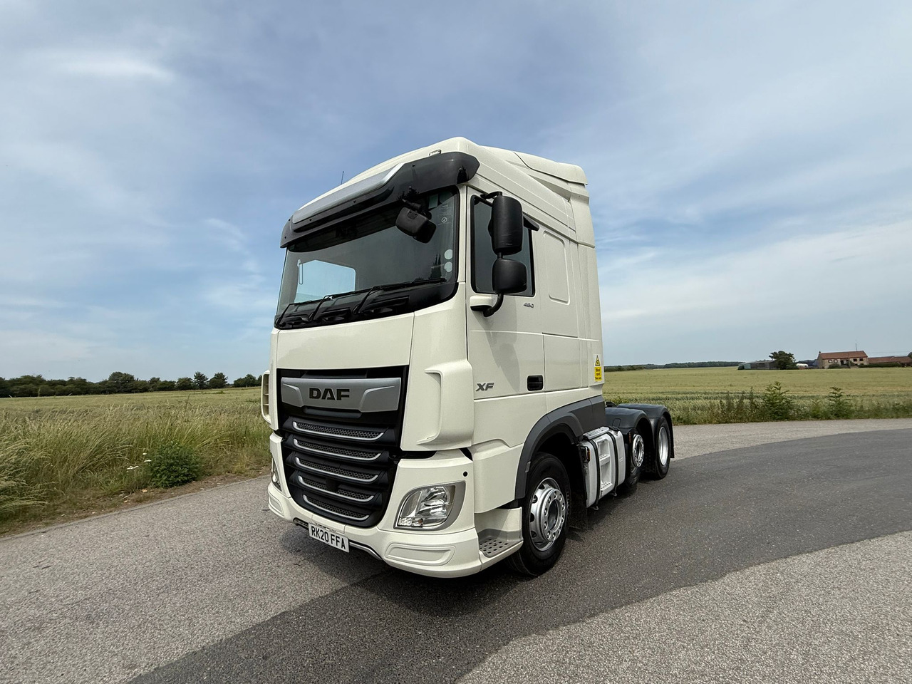 DAF XF 105 480 RHD - 트랙터 유닛 : 사진 1 DAF XF 105 480 RHD - 트랙터 유닛 : 사진 1
