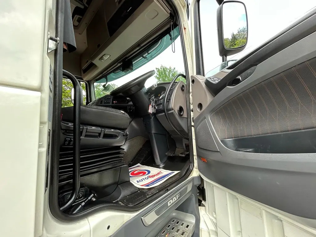 트랙터 유닛 DAF XF 105 : 사진 13
