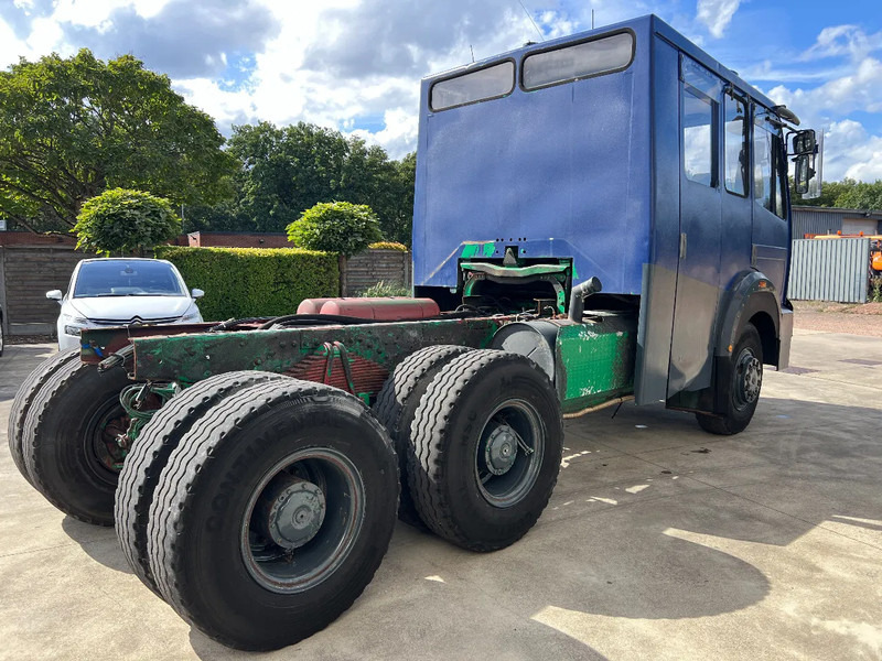 Mercedes-Benz SK 2629 V8 6x6 - 캡 새시 트럭 : 사진 5 Mercedes-Benz SK 2629 V8 6x6 - 캡 새시 트럭 : 사진 5