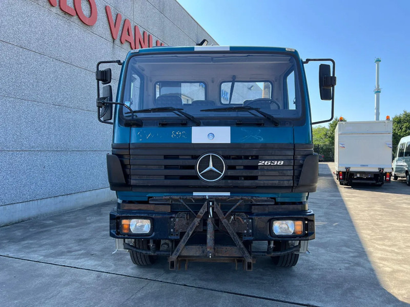 Mercedes-Benz SK 2638 V8 Ex-politie voertuig - 후크 리프트 트럭 : 사진 2 Mercedes-Benz SK 2638 V8 Ex-politie voertuig - 후크 리프트 트럭 : 사진 2