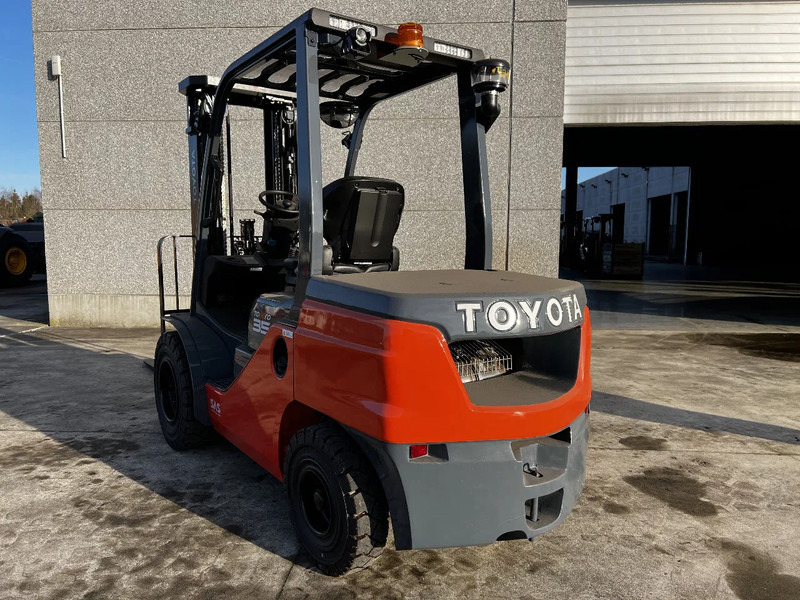 Toyota 52-8FDJF35 TONERO 35 (NEW) (5x in Stock) - 디젤 지게차 : 사진 3 Toyota 52-8FDJF35 TONERO 35 (NEW) (5x in Stock) - 디젤 지게차 : 사진 3