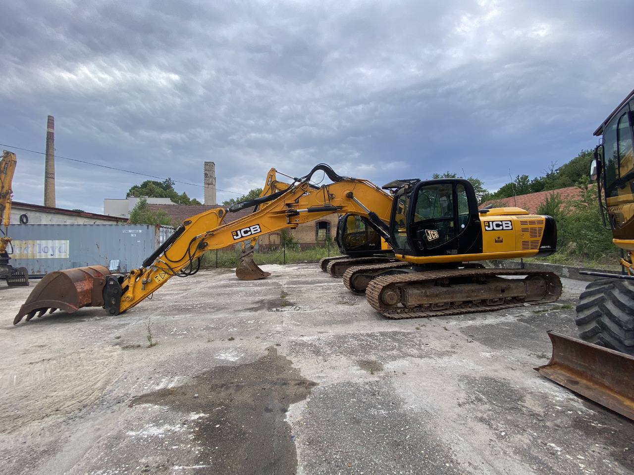 JCB JS 210 - 크롤러 굴삭기 : 사진 1 JCB JS 210 - 크롤러 굴삭기 : 사진 1