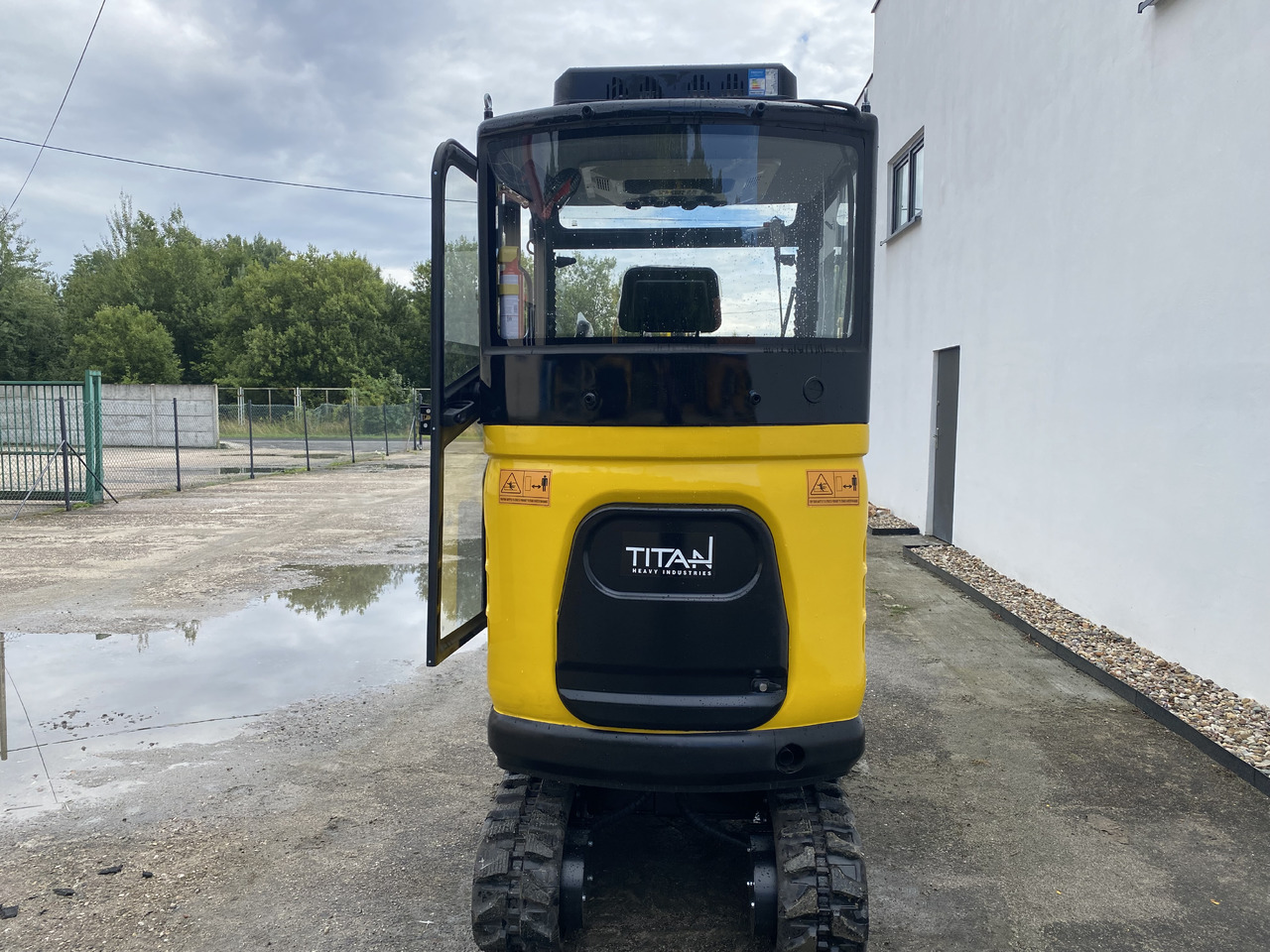 TITAN TE25 - 미니 굴삭기 : 사진 3 TITAN TE25 - 미니 굴삭기 : 사진 3