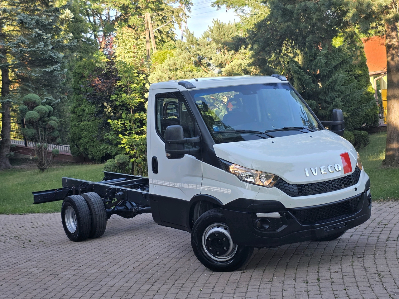Iveco Daily 72c-17 Rama Pod Zabudowę Klima ! 3.0 HPI ! 170 Hp * Super Stan ! - 소형 밴 : 사진 2 Iveco Daily 72c-17 Rama Pod Zabudowę Klima ! 3.0 HPI ! 170 Hp * Super Stan ! - 소형 밴 : 사진 2