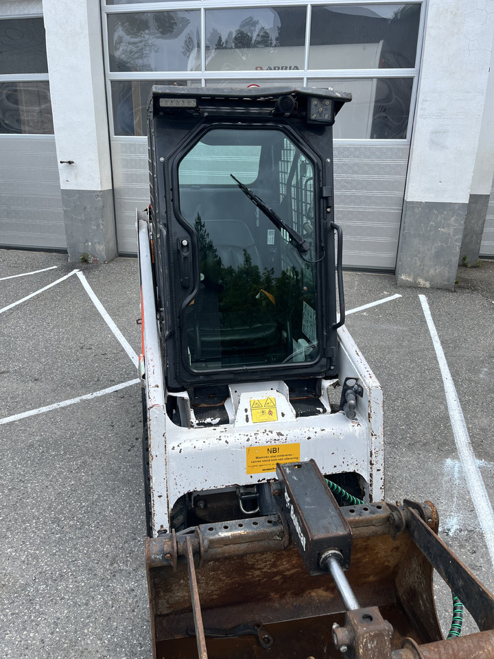 BOBCAT S70 - 소형 트랙 로더 : 사진 3 BOBCAT S70 - 소형 트랙 로더 : 사진 3