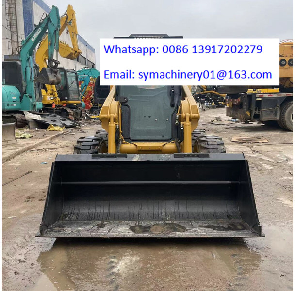 Caterpillar 246D - 스키드 스티어 로더 : 사진 5 Caterpillar 246D - 스키드 스티어 로더 : 사진 5